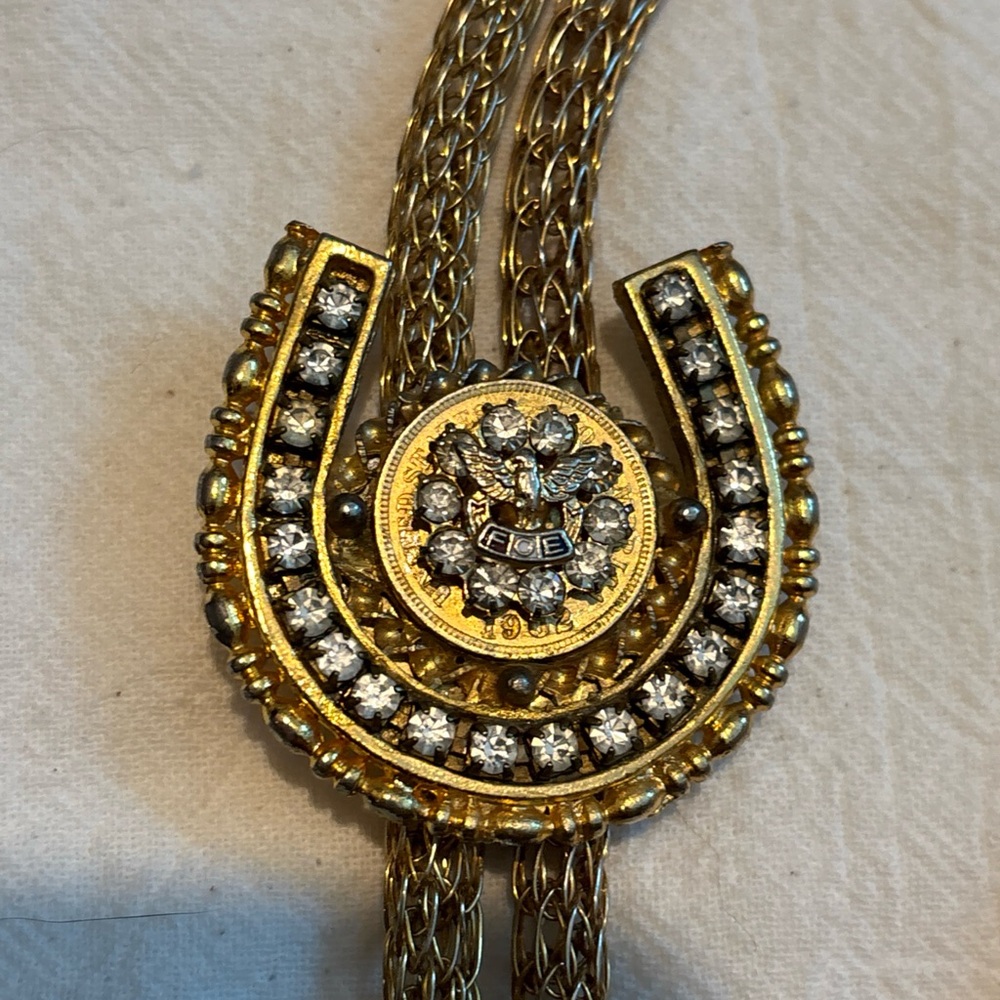 Vintage man’s gold plated rhinestones carnelian stones Bolo tie